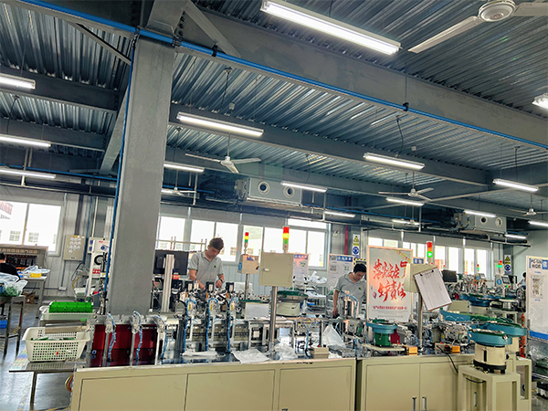 din41612歐式連接器簡介|什么是din41612歐式連接器？din41612歐式連接器特點(diǎn)、分類及應(yīng)用場景